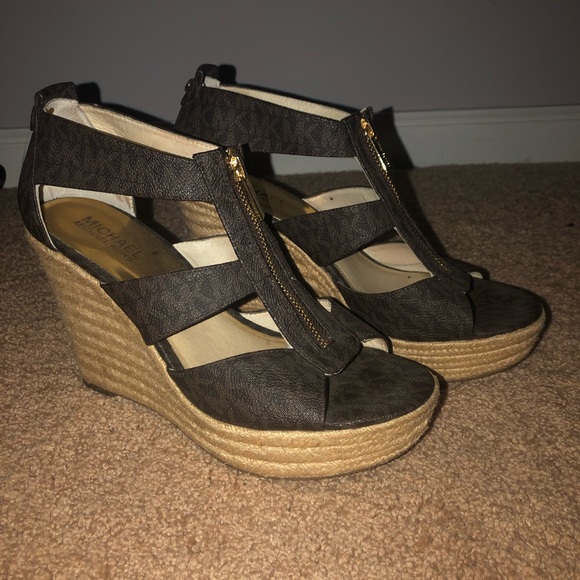 Michael Kors wedges - Picture 1 of 3